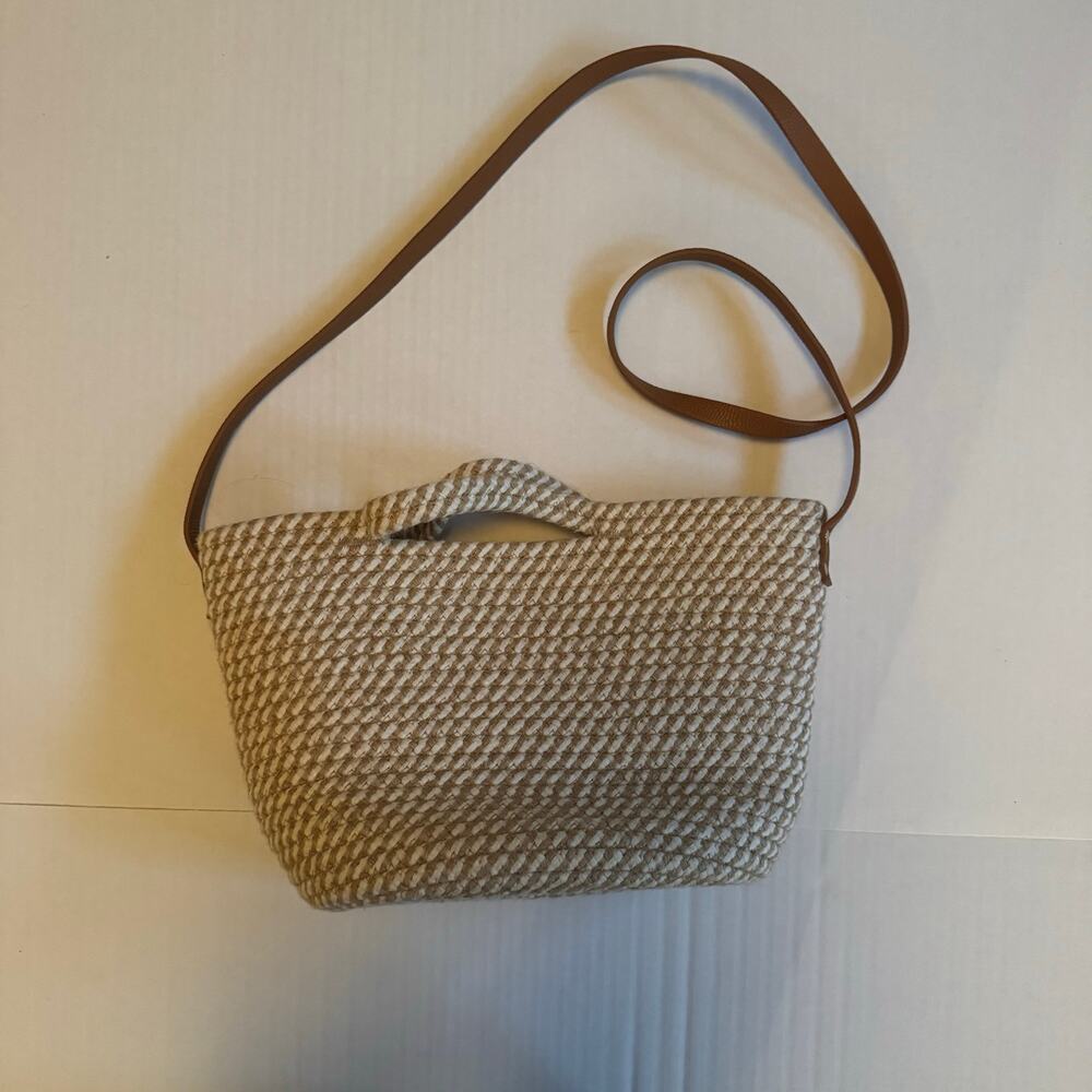 Beige Large Straw bag Summer Beachy hand strap shoulder strap resort